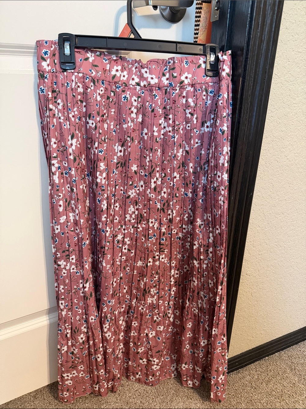 Pleated Floral Maxi Skirt - Dusty Rose